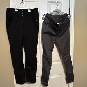 Xhilaration womens size 14 black and grey pants